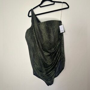 NWT Lane Bryant cacique green snake print one shoulder 1 piece swim suit 26